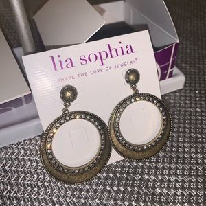 New Lia Sophia antique Gold rhinestone earrings